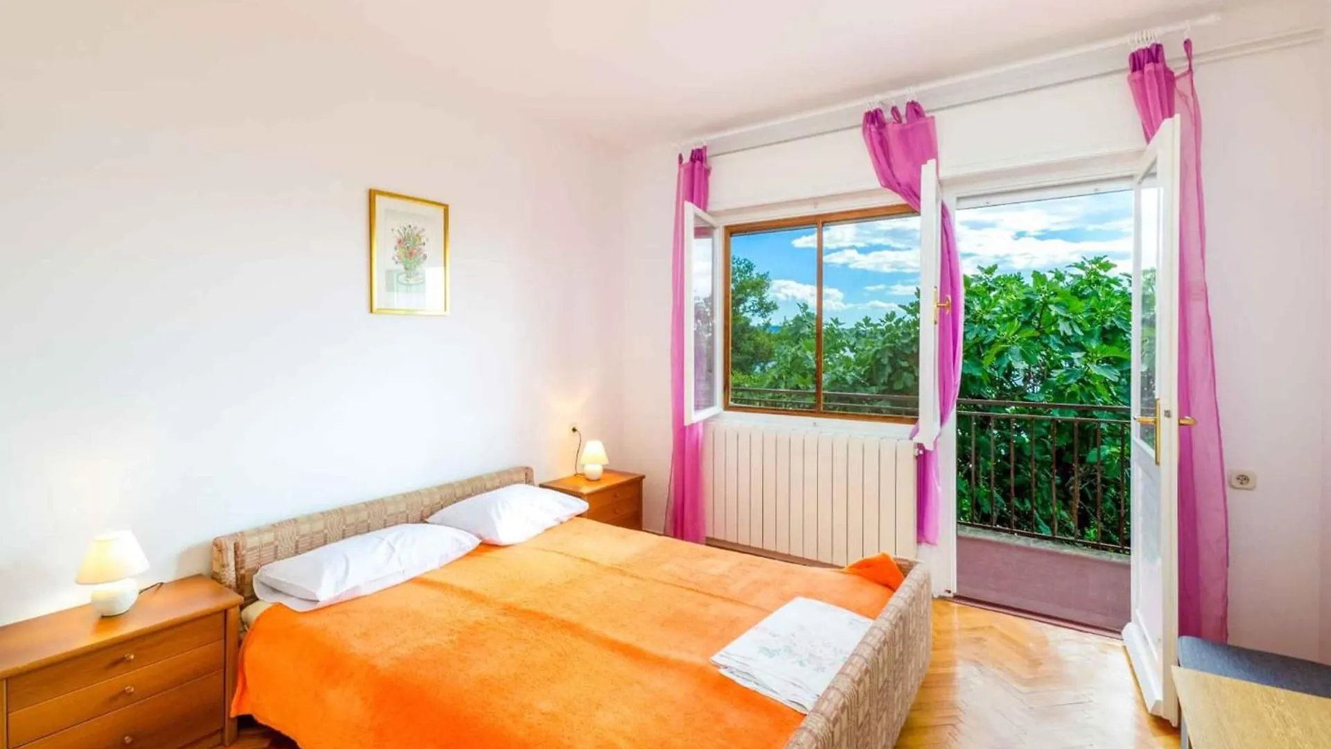 Apartment In Crikvenica 13715 دْغاماي